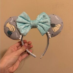 Disney Winnie the Pooh gray ears headband